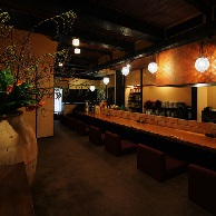 肉家桜真の店内