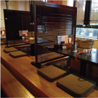 焼肉 充 総本店の店内