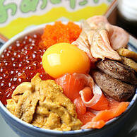 サーモン料理専門店 鮭バルの海鮮丼