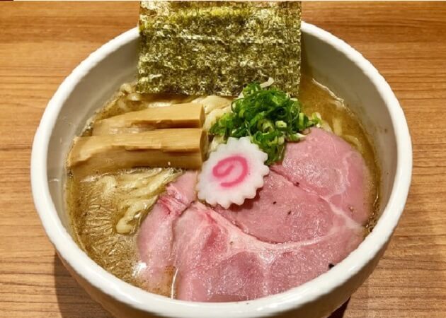 煮干中華そば鈴蘭 新宿店のラーメン